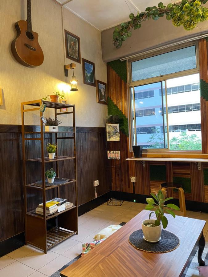 Escape Backpackers Kk Hostel Kota Kinabalu Exterior photo